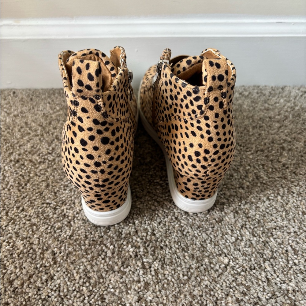 Ccocci Cheetah/Leopard Ankle Wedge Sneakers/Boots - Picture 6 of 7